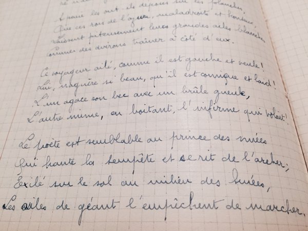 Mais à la fin tu as écrit "LES ailes de géants", je vérifie et c'est plutôt "SES ailes de géants", celles du poète https://t.co/Nel8w8FYsO